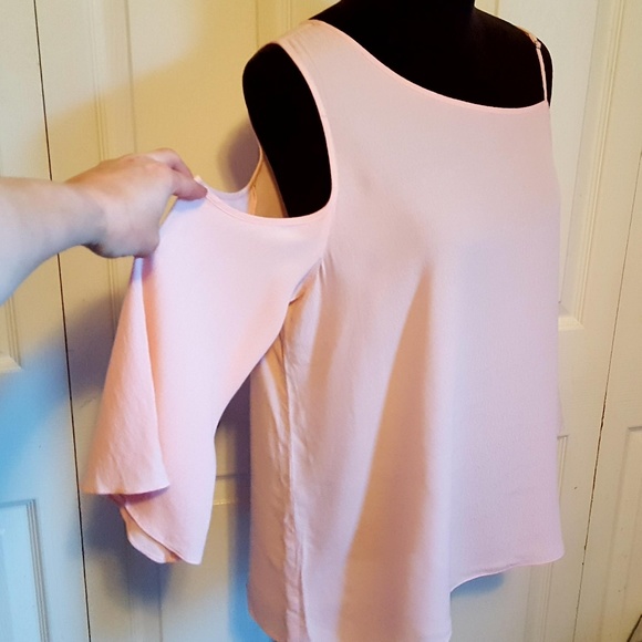 1. State Rayon Asymmetrical Cold Shoulder Top - Picture 4 of 8